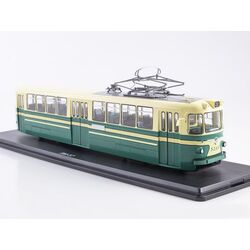Трамвай ЛМ-57 (бежевый/зеленый)